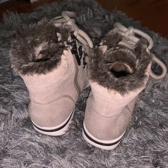 Women’s Booties - Picture 5 of 5